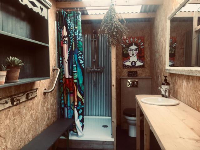 The Oaks Glamping - Pips Cabin Colkirk المظهر الخارجي الصورة