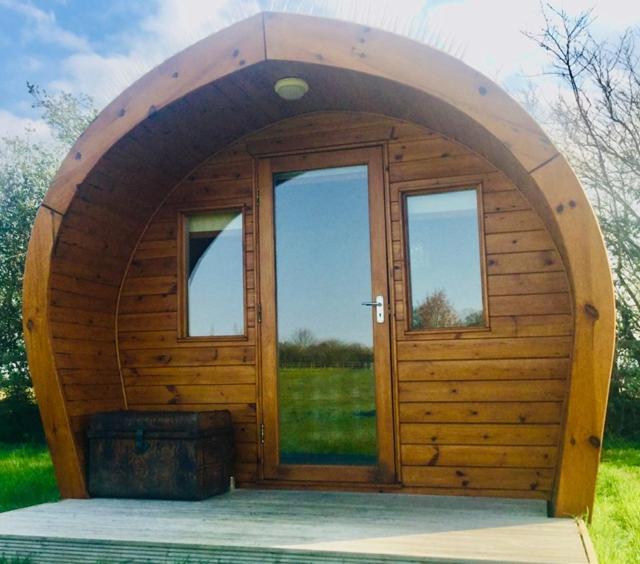 The Oaks Glamping - Pips Cabin Colkirk المظهر الخارجي الصورة